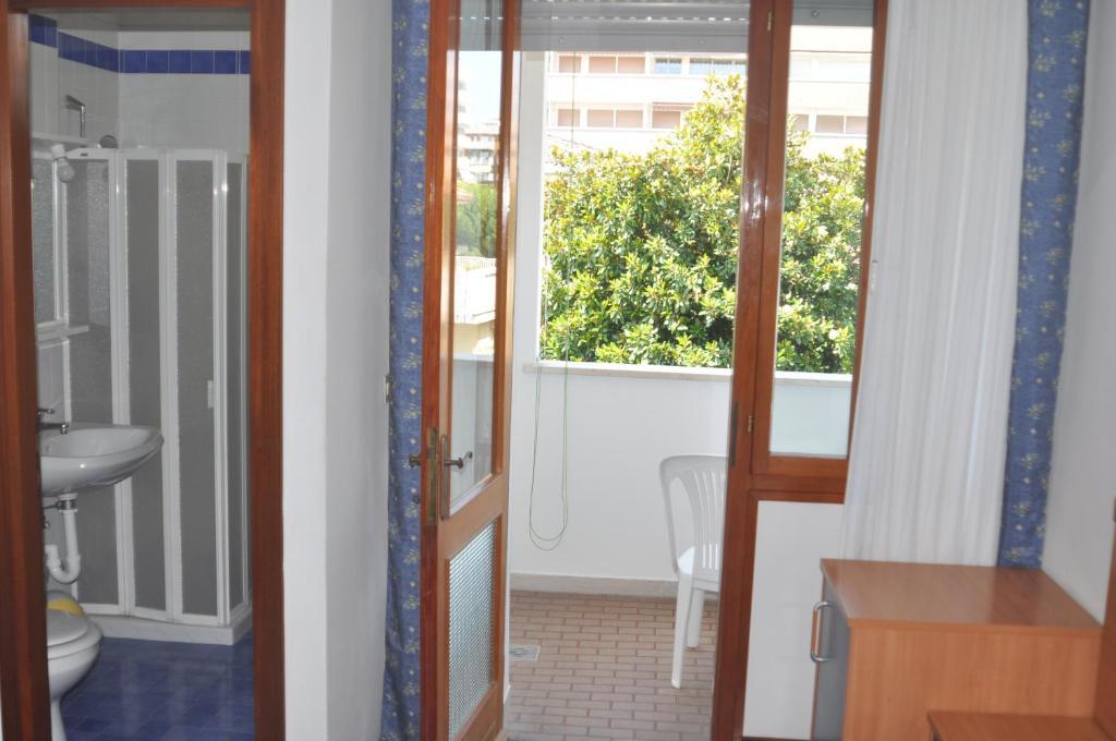 Hotel Villa Candia Lignano Sabbiadoro Quarto foto